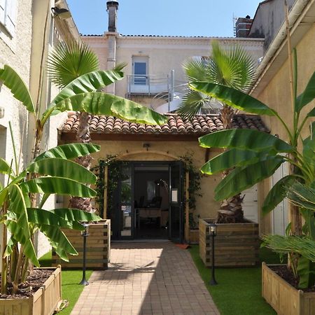 国际之家罗夫特酒店 Trie-sur-Baise 外观 照片